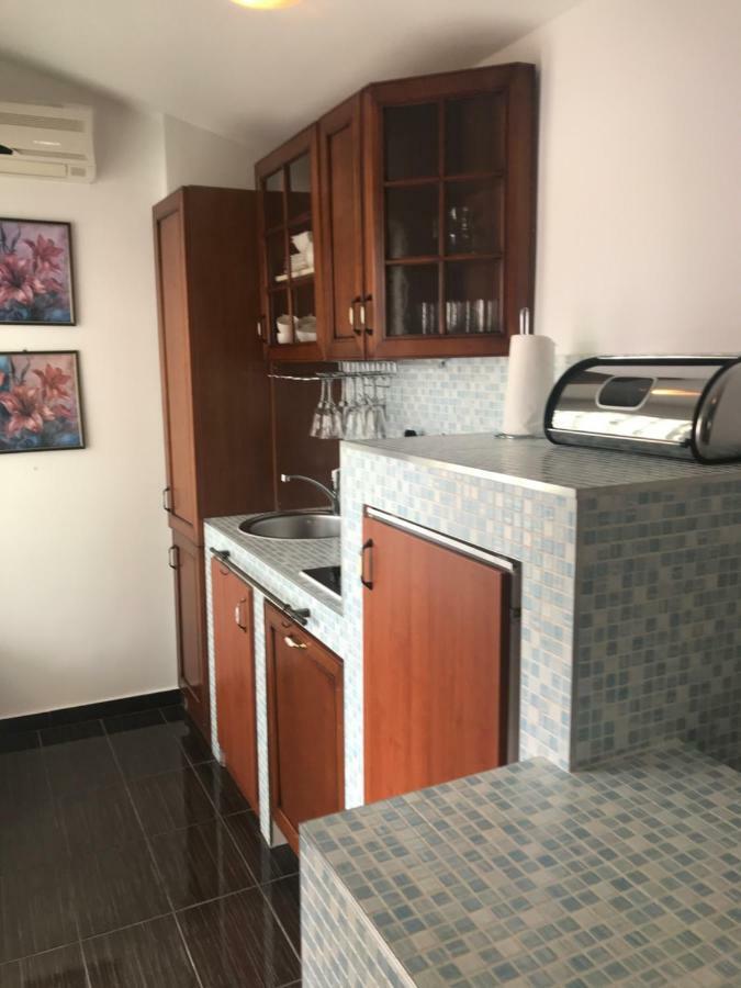 Sara Apartments 바스카보다 외부 사진